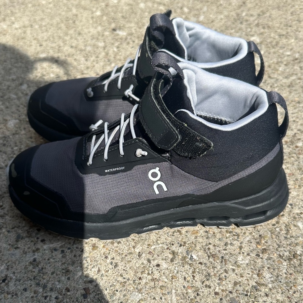 On running boys waterproof shoes, size 1